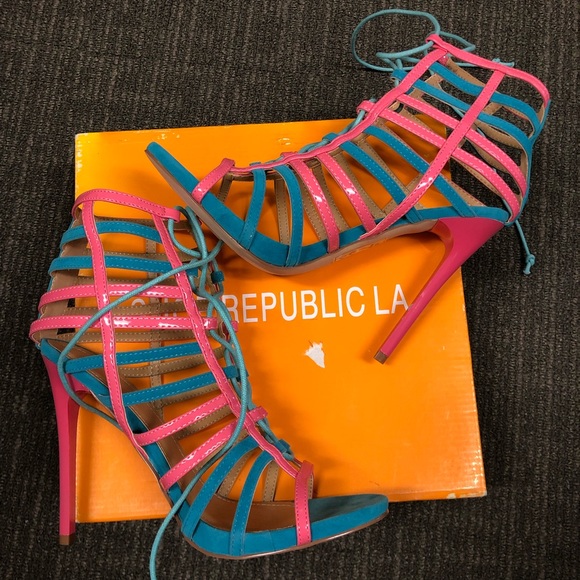 Shoe Republic Josie Heels - Picture 1 of 6